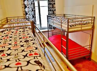 Хостелы Hostel Diana Park Хельсинки Односпальная кровать в 8-местном общем номере для гостей обоего пола-4