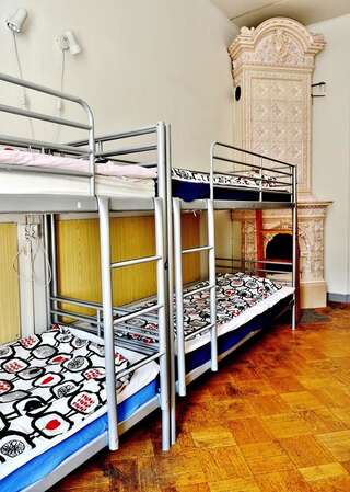 Хостелы Hostel Diana Park Хельсинки Односпальная кровать в общем номере с 5 кроватями для мужчин и женщин-3