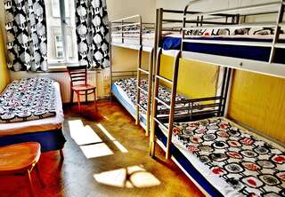 Хостелы Hostel Diana Park Хельсинки Односпальная кровать в общем номере с 5 кроватями для мужчин и женщин-5