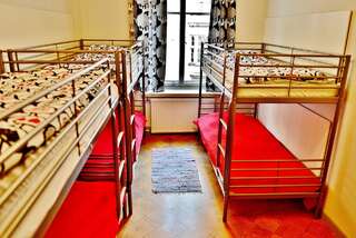 Хостелы Hostel Diana Park Хельсинки Односпальная кровать в 6-местном женском общем номере-3